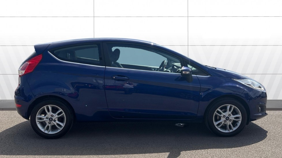 Ford Fiesta 1.25 82 Zetec 3dr Petrol Hatchback - Image 5