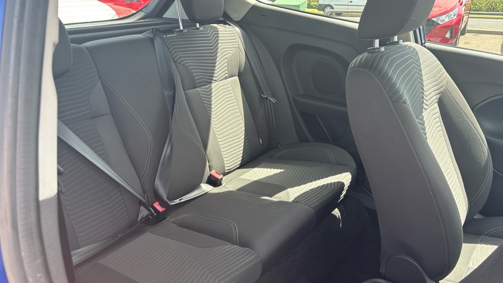 Ford Fiesta 1.25 82 Zetec 3dr Petrol Hatchback - Image 16
