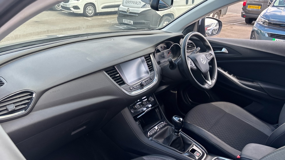 Vauxhall Grandland X 1.2 Turbo Sport Nav 5dr Petrol Hatchback - Image 9