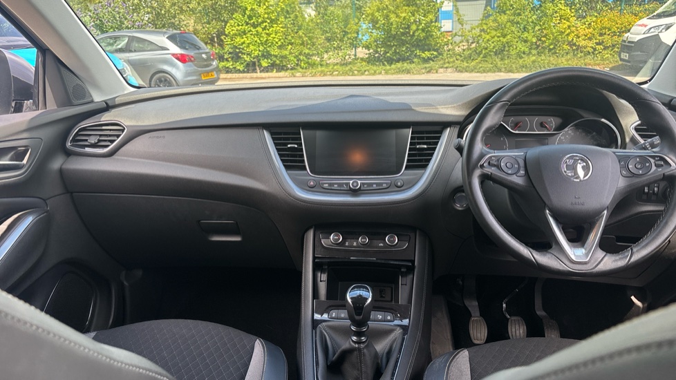 Vauxhall Grandland X 1.2 Turbo Sport Nav 5dr Petrol Hatchback - Image 10