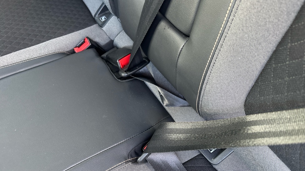 Vauxhall Grandland X 1.2 Turbo Sport Nav 5dr Petrol Hatchback - Image 17