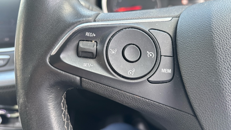 Vauxhall Grandland X 1.2 Turbo Sport Nav 5dr Petrol Hatchback - Image 23