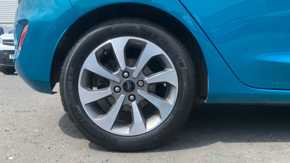 Ford Fiesta 1.0 EcoBoost 125 Titanium 5dr Petrol Hatchback - Image 7