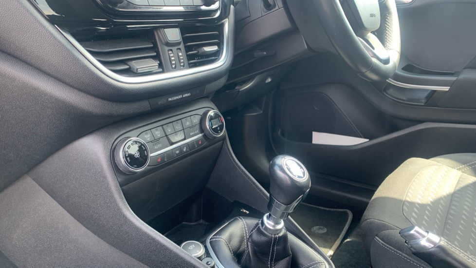 Ford Fiesta 1.0 EcoBoost 125 Titanium 5dr Petrol Hatchback - Image 13