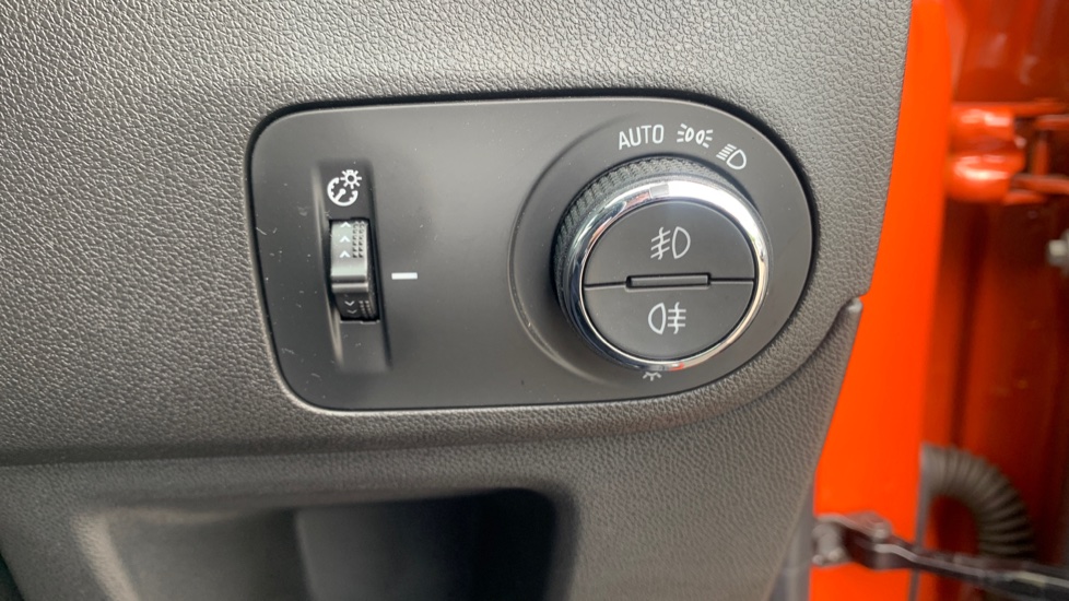 Vauxhall Crossland 1.2 Turbo [130] Elite Edition 5dr Petrol Hatchback - Image 29