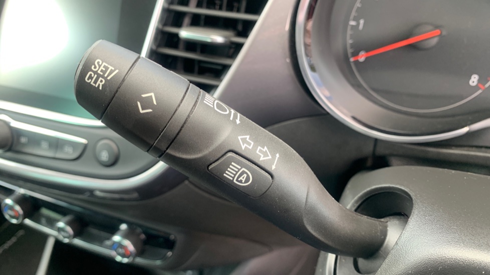 Vauxhall Crossland 1.2 Turbo [130] Elite Edition 5dr Petrol Hatchback - Image 31