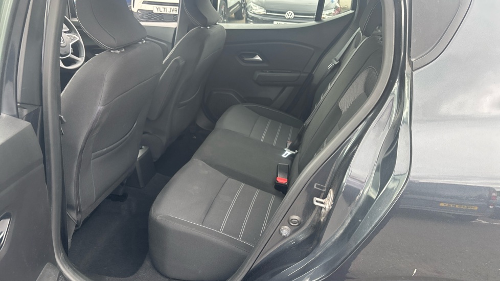 Dacia Sandero 1.0 TCe Comfort 5dr Petrol Hatchback - Image 16