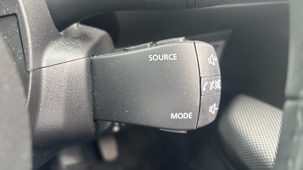 Dacia Sandero 1.0 TCe Comfort 5dr Petrol Hatchback - Image 24