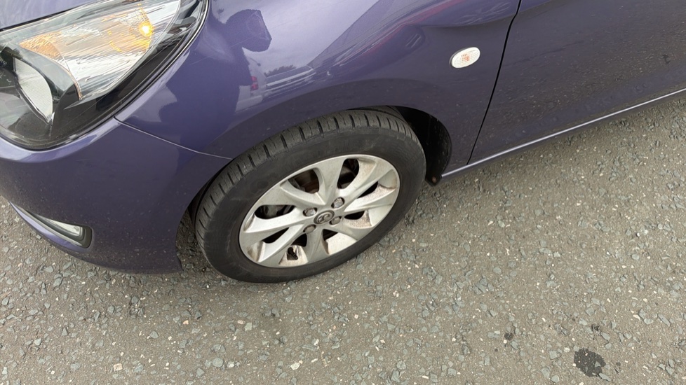 Vauxhall Viva 1.0 SL 5dr Petrol Hatchback - Image 35