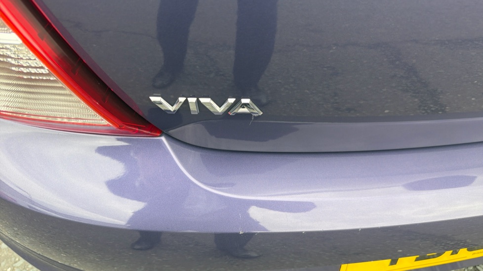 Vauxhall Viva 1.0 SL 5dr Petrol Hatchback - Image 40