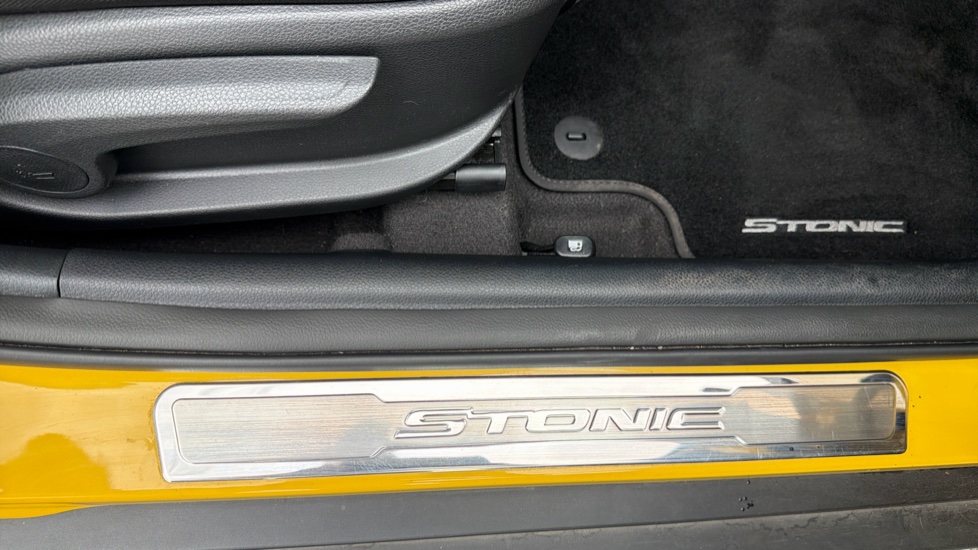 Kia Stonic 1.0T GDi 99 2 5dr Petrol Estate - Image 31