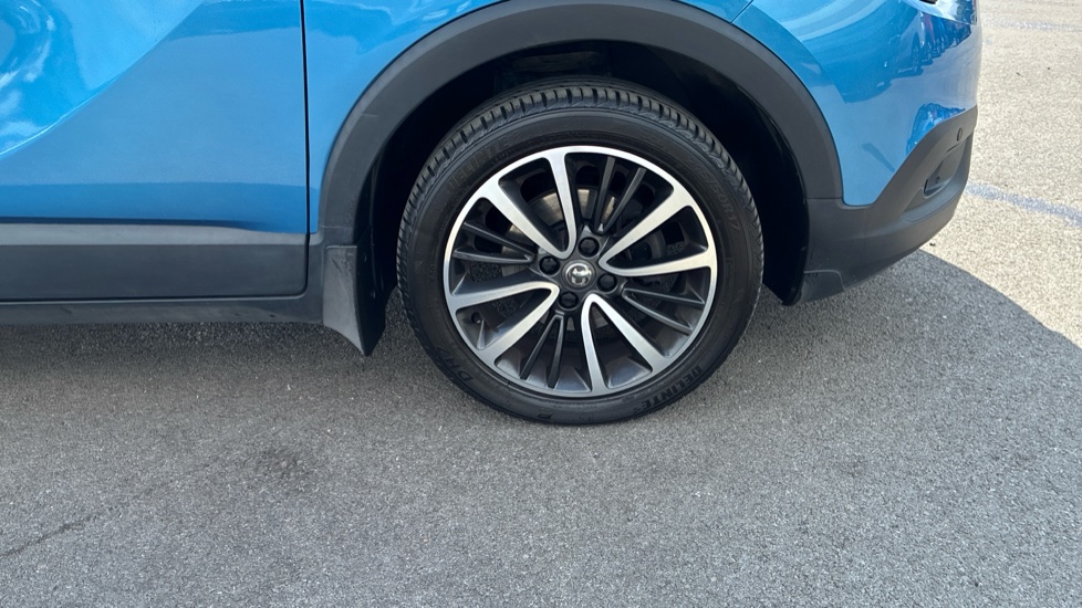 Vauxhall Crossland X 1.2T [130] Elite Nav 5dr [Start Stop] Petrol Hatchback - Image 33