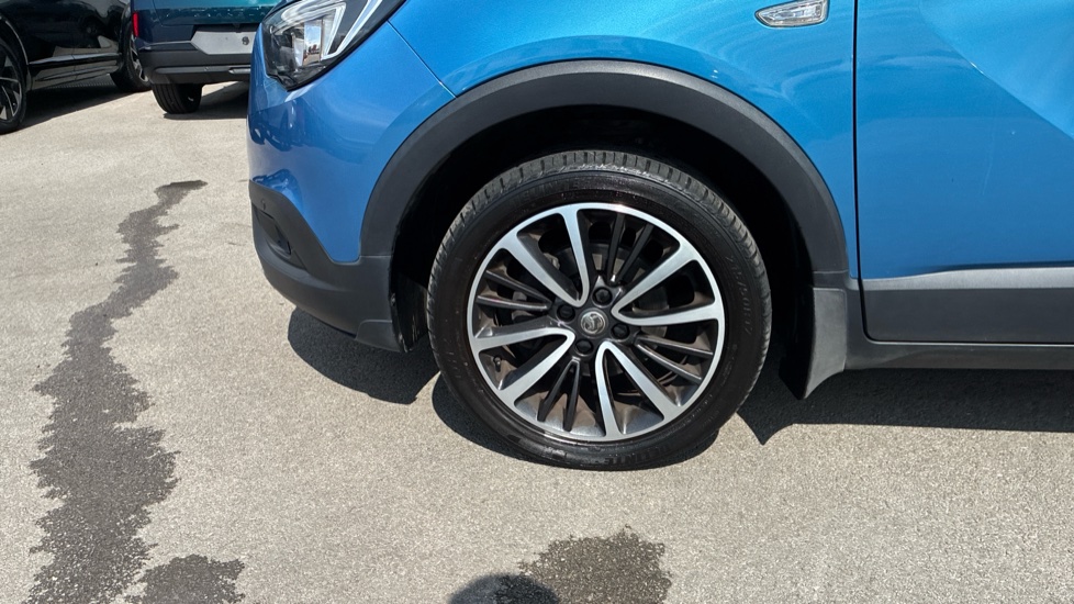 Vauxhall Crossland X 1.2T [130] Elite Nav 5dr [Start Stop] Petrol Hatchback - Image 34