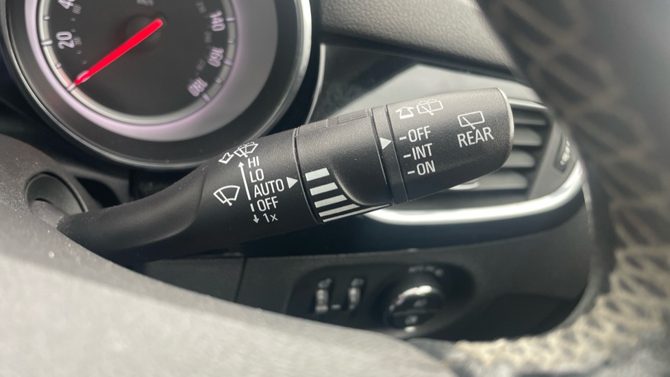 Vauxhall Astra 1.4T 16V 150 Elite Nav 5dr Petrol Hatchback - Image 26