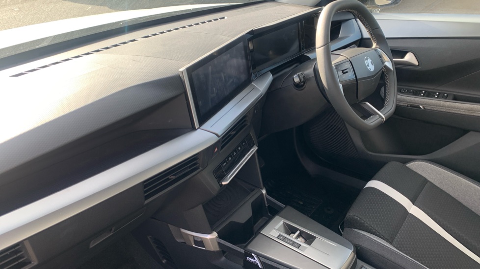 Vauxhall Frontera 83kW GS 44kWh 5dr Auto Electric Estate - Image 9