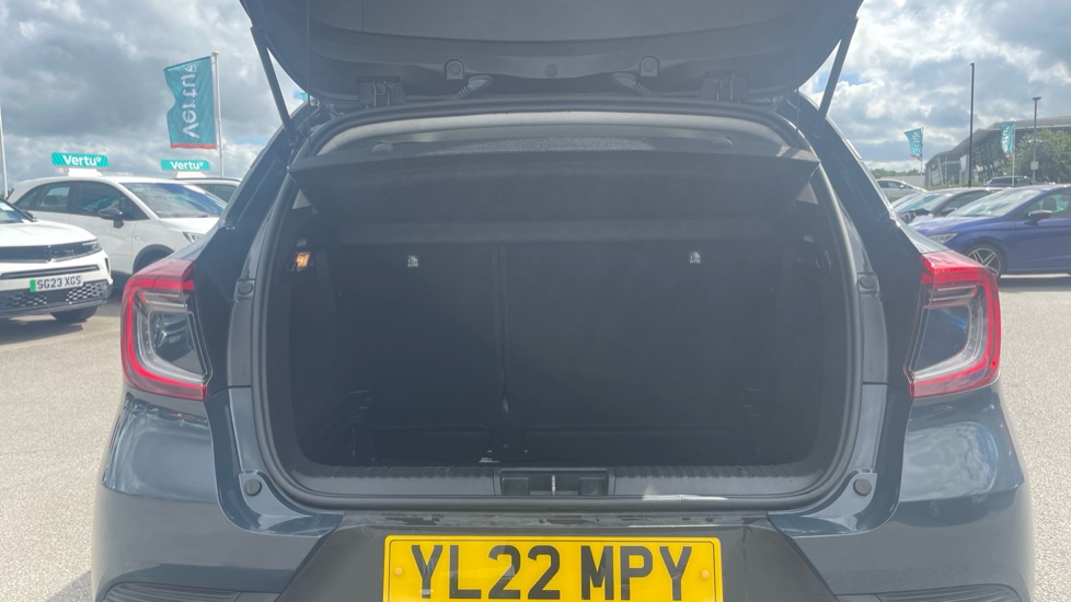 Renault Captur 1.0 TCE 90 Limited 5dr Petrol Hatchback - Image 4