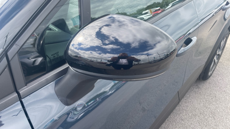 Renault Captur 1.0 TCE 90 Limited 5dr Petrol Hatchback - Image 45