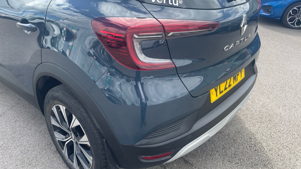 Renault Captur 1.0 TCE 90 Limited 5dr Petrol Hatchback - Image 48