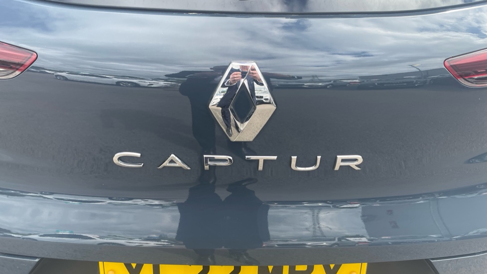 Renault Captur 1.0 TCE 90 Limited 5dr Petrol Hatchback - Image 49
