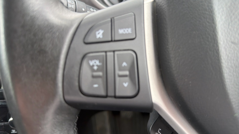 Suzuki Vitara 1.4 Boosterjet 48V Hybrid SZ-T 5dr Petrol Estate - Image 26