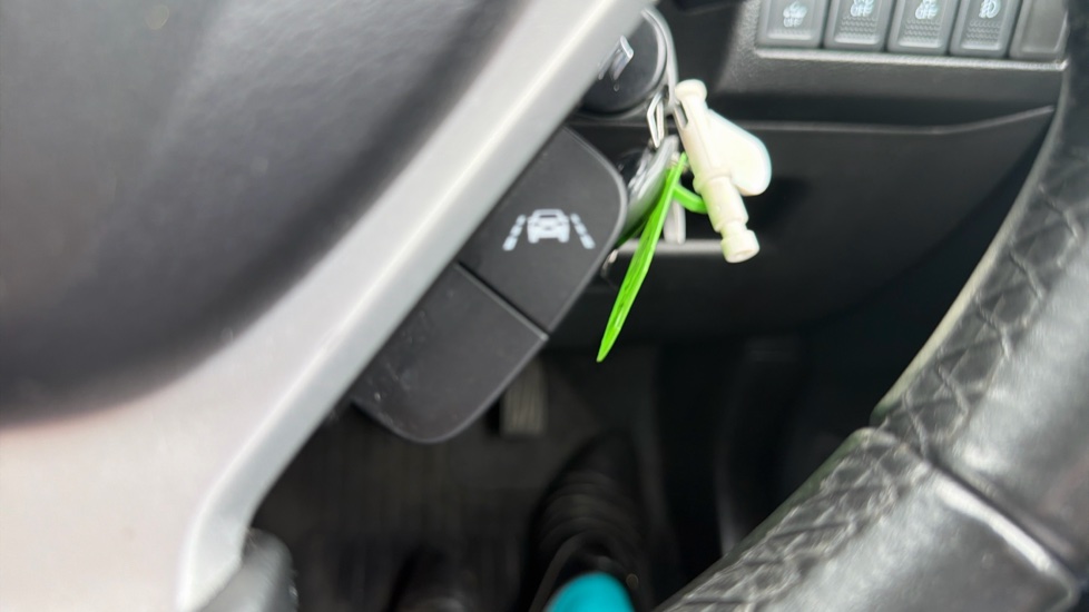 Suzuki Vitara 1.4 Boosterjet 48V Hybrid SZ-T 5dr Petrol Estate - Image 28