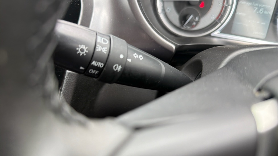 Suzuki Vitara 1.4 Boosterjet 48V Hybrid SZ-T 5dr Petrol Estate - Image 32