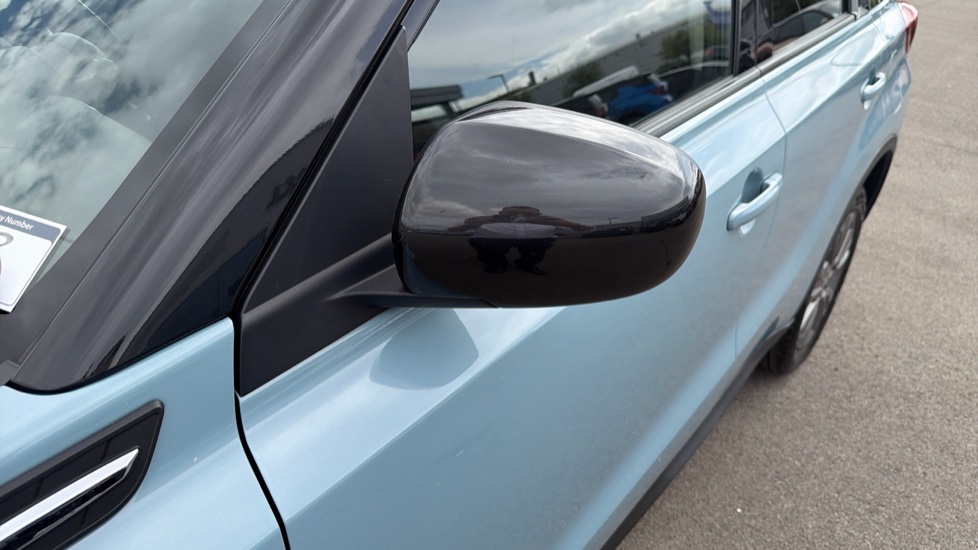 Suzuki Vitara 1.4 Boosterjet 48V Hybrid SZ-T 5dr Petrol Estate - Image 45
