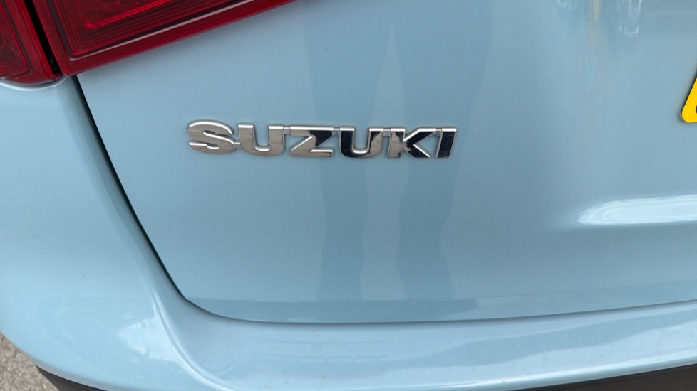 Suzuki Vitara 1.4 Boosterjet 48V Hybrid SZ-T 5dr Petrol Estate - Image 50