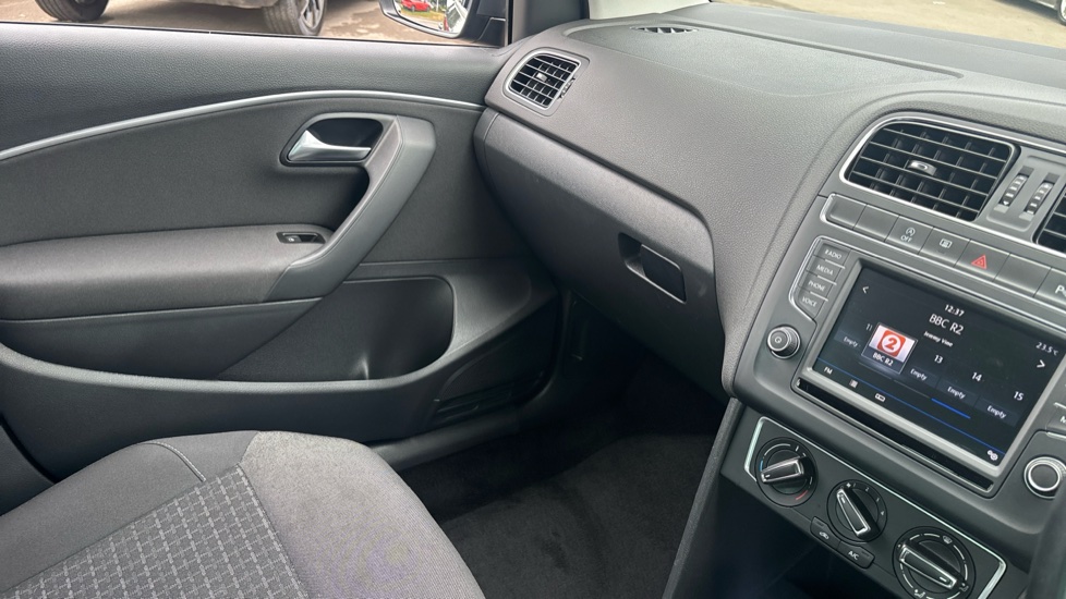 Volkswagen Polo 1.2 TSI Match Edition 5dr DSG Petrol Hatchback - Image 14