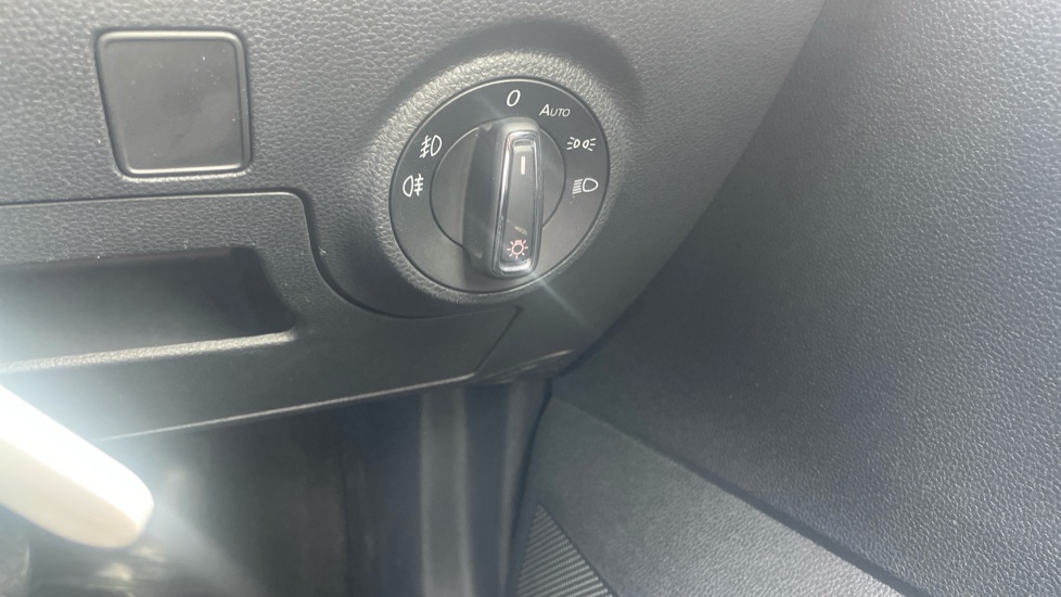 SEAT Ibiza 1.0 TSI 95 FR 5dr Petrol Hatchback - Image 31
