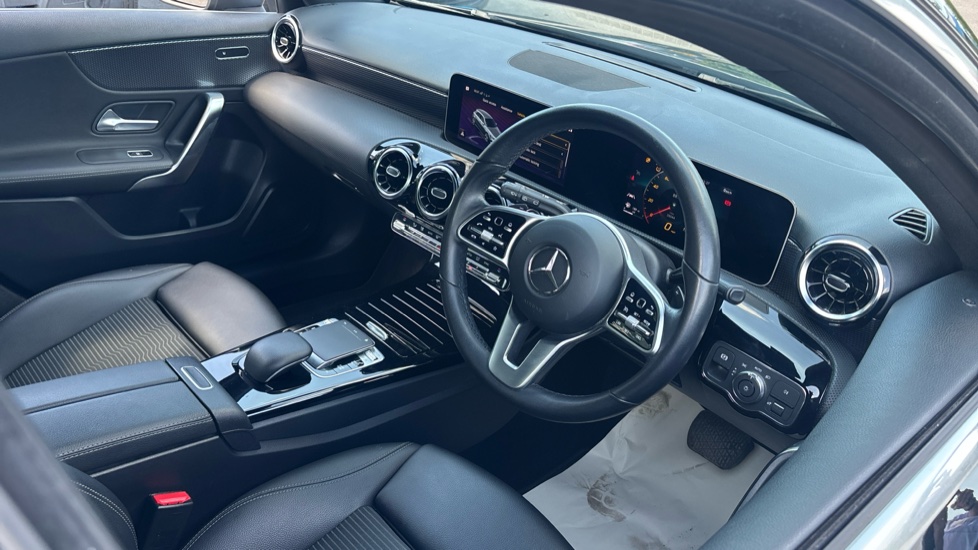 Mercedes-Benz A-Class A180d Sport Executive 5dr Auto Diesel Hatchback - Image 11