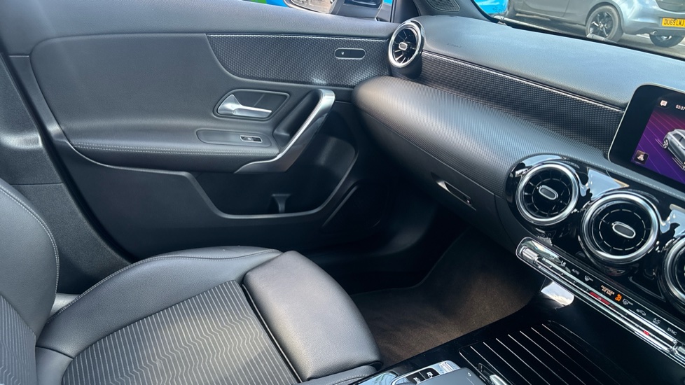 Mercedes-Benz A-Class A180d Sport Executive 5dr Auto Diesel Hatchback - Image 14