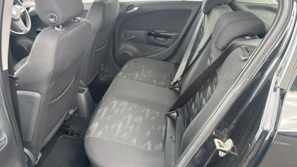 Vauxhall Corsa 1.2 Exclusiv 5dr [AC] Petrol Hatchback - Image 16