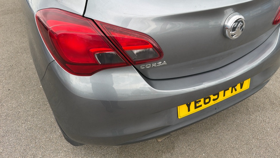 Vauxhall Corsa 1.4 [75] Griffin 3dr Petrol Hatchback - Image 41