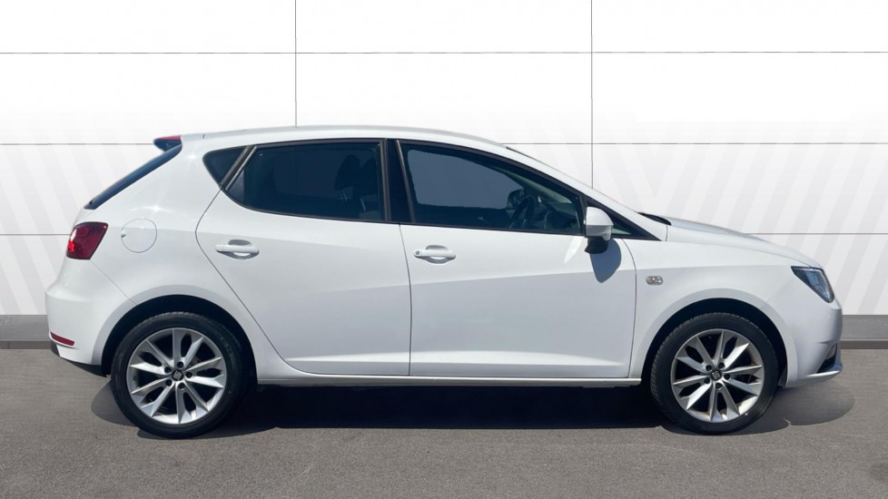 SEAT Ibiza 1.4 Toca 5dr Petrol Hatchback - Image 5