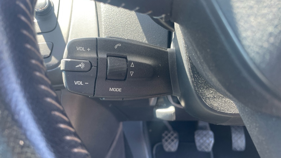 SEAT Ibiza 1.4 Toca 5dr Petrol Hatchback - Image 42