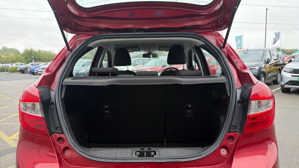 Ford KA+ 1.2 Zetec 5dr Petrol Hatchback - Image 4