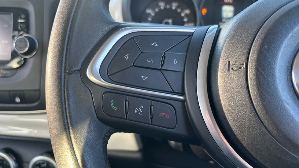 Fiat 500L 1.4 Urban 5dr Petrol Hatchback - Image 21
