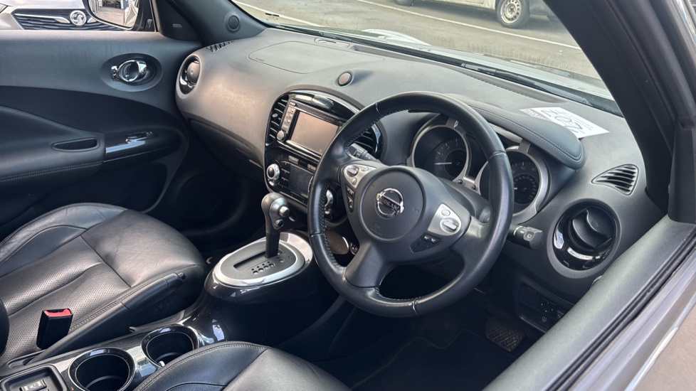 Nissan Juke 1.6 [112] Tekna 5dr CVT [Bose] Petrol Hatchback - Image 11