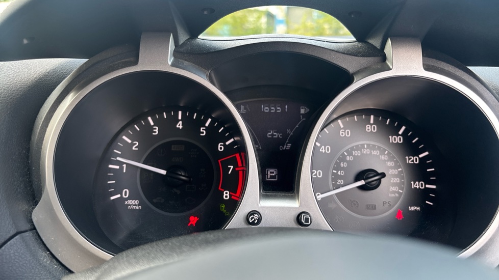 Nissan Juke 1.6 [112] Tekna 5dr CVT [Bose] Petrol Hatchback - Image 18