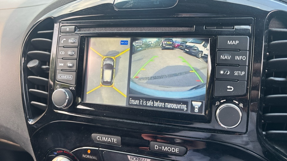 Nissan Juke 1.6 [112] Tekna 5dr CVT [Bose] Petrol Hatchback - Image 32
