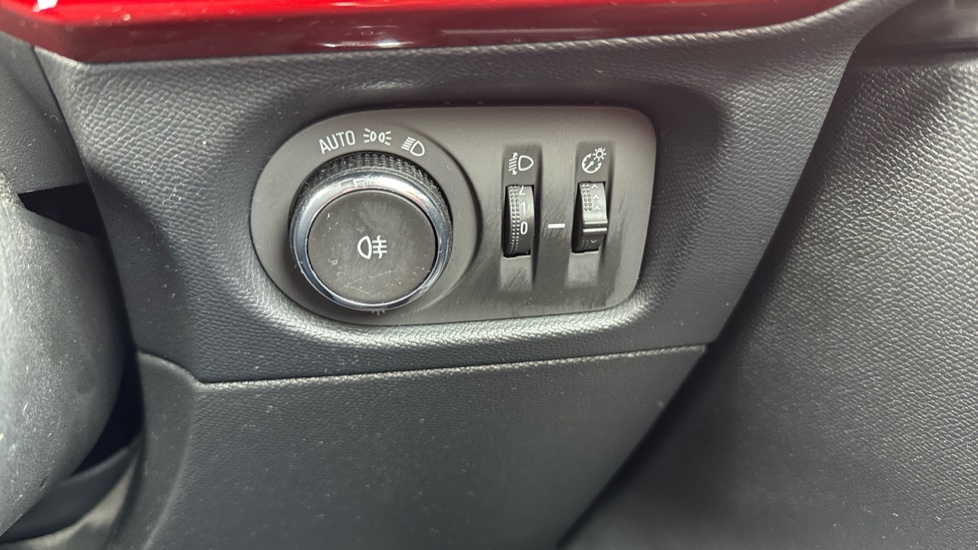 Vauxhall Mokka 100kW GS 50kWh 5dr Auto Electric Hatchback - Image 28