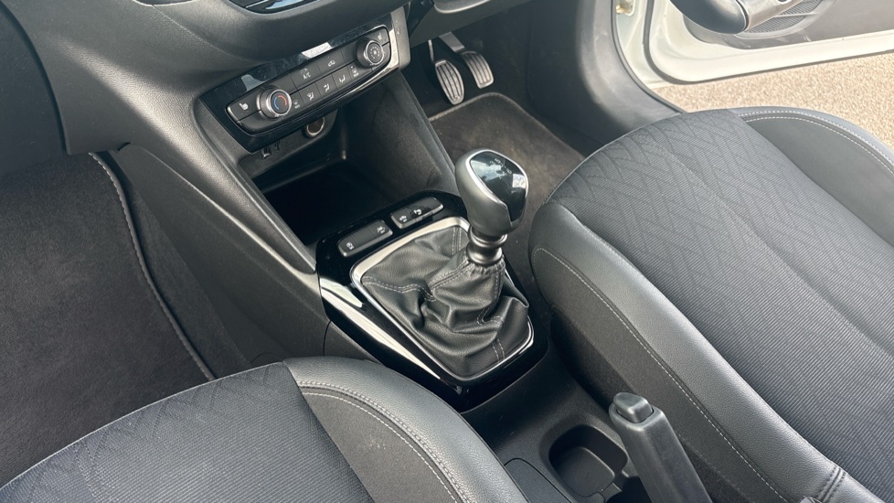 Vauxhall Corsa 1.2 Turbo Griffin Edition 5dr Petrol Hatchback - Image 13