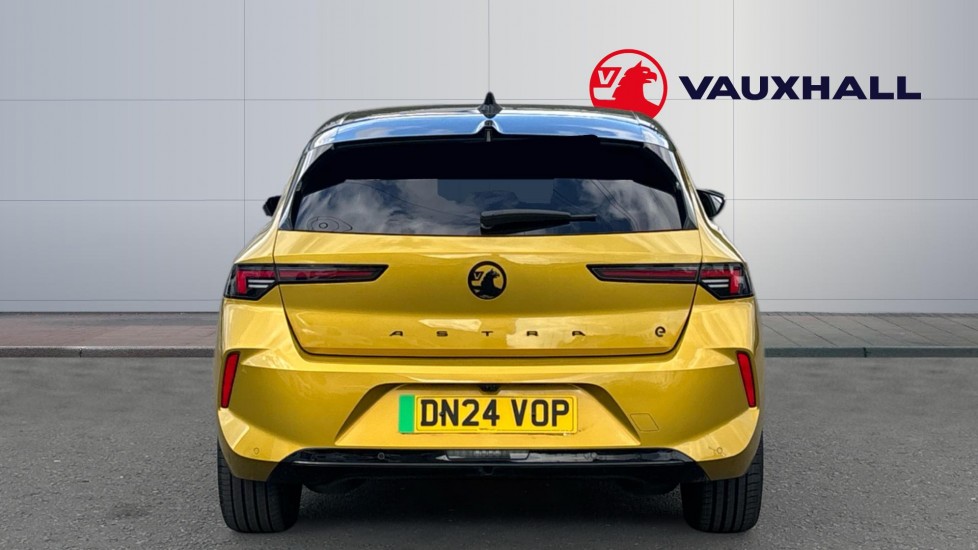 Vauxhall Astra 115kW GS 54kWh 5dr Auto Electric Hatchback - Image 6