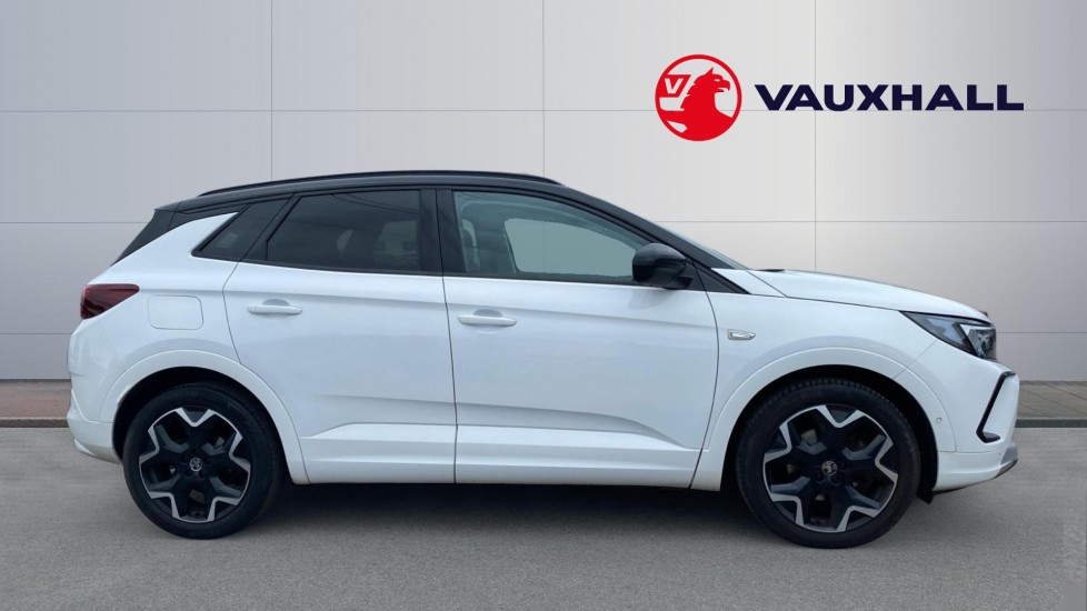 Vauxhall Grandland 1.2 Turbo Ultimate 5dr Petrol Hatchback - Image 5