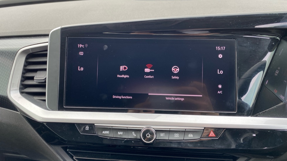 Vauxhall Grandland 1.2 Turbo Ultimate 5dr Petrol Hatchback - Image 44