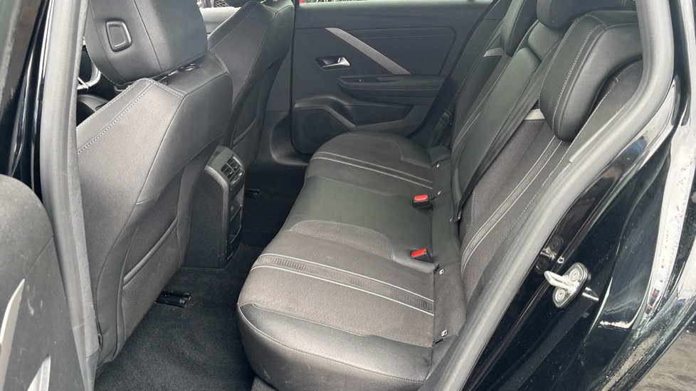 Vauxhall Astra 1.2 Turbo 130 GS 5dr Petrol Estate - Image 16