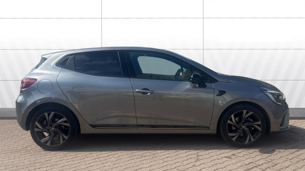 Renault Clio 1.6 E-TECH full hybrid 145 Engineered 5dr Auto Hybrid Hatchback - Image 5