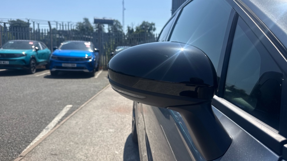 Renault Clio 1.6 E-TECH full hybrid 145 Engineered 5dr Auto Hybrid Hatchback - Image 24