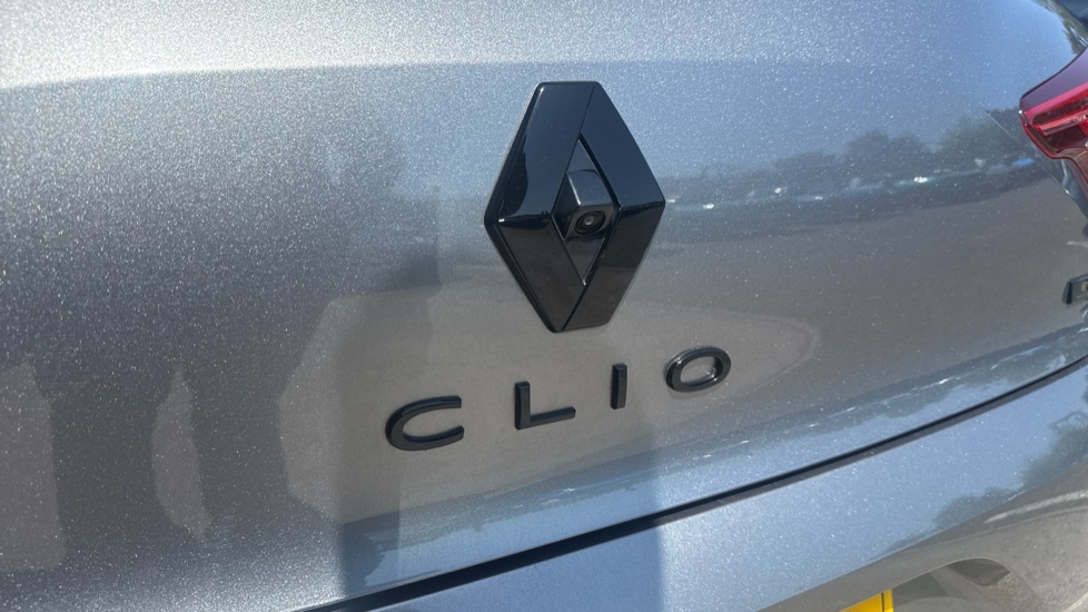 Renault Clio 1.6 E-TECH full hybrid 145 Engineered 5dr Auto Hybrid Hatchback - Image 26